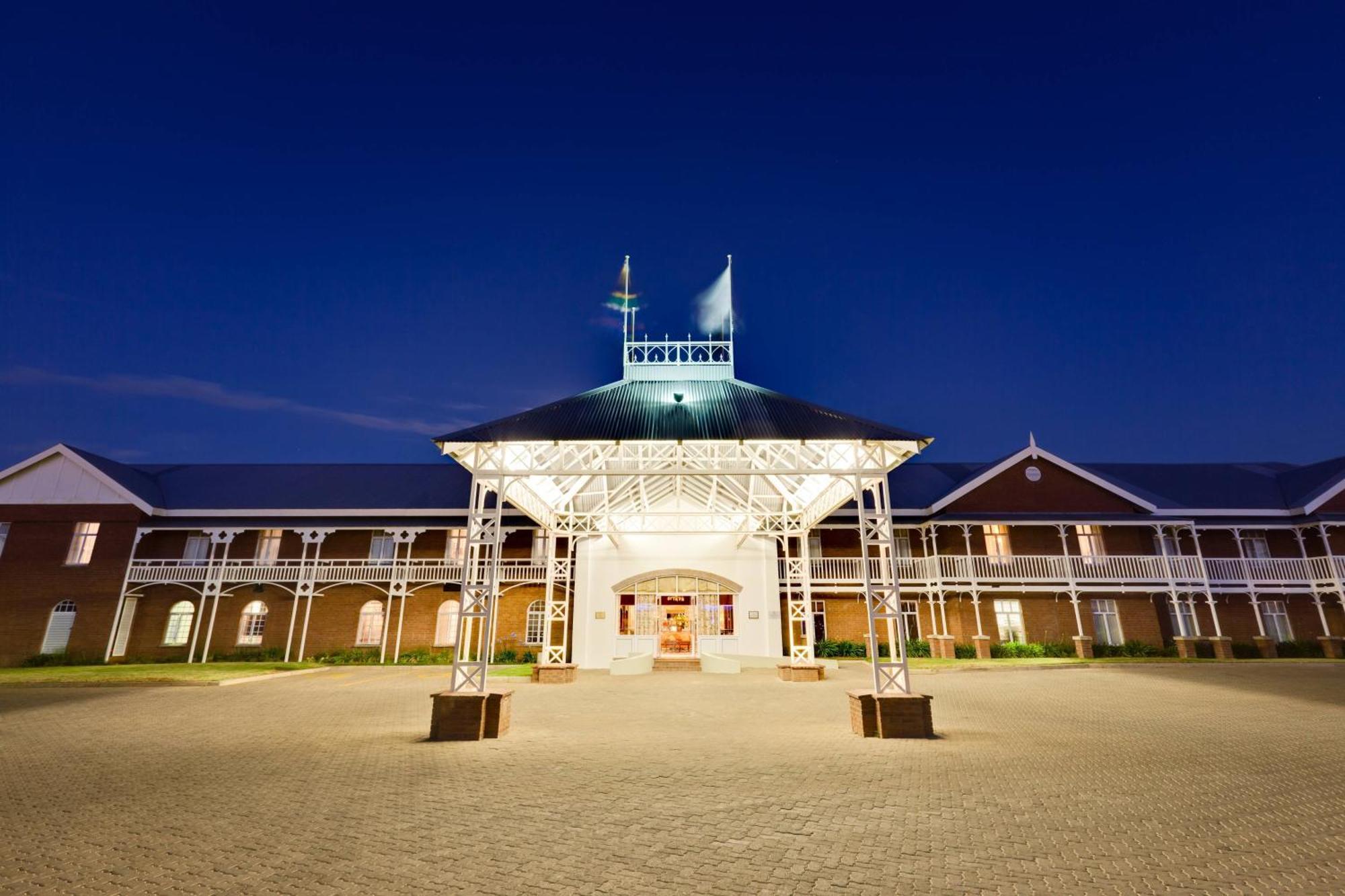 Protea Hotel By Marriott Kimberley Ngoại thất bức ảnh